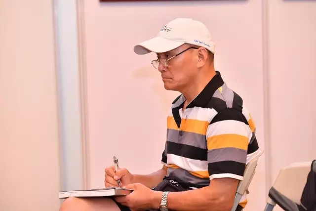 上海的都会更新，，，，，，，，地标性修建