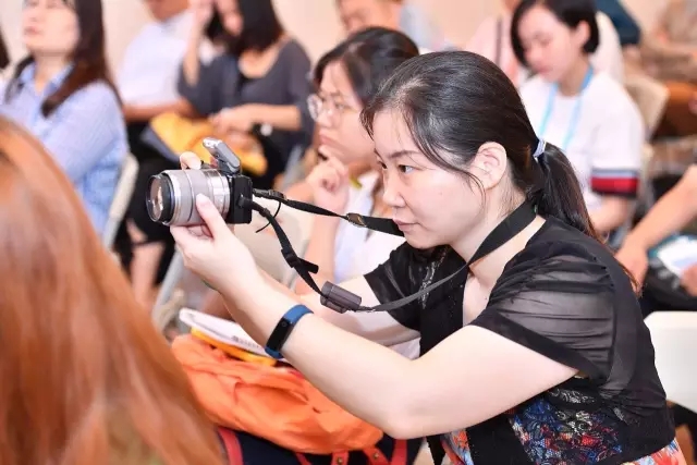 上海的都会更新，，，，，，，，地标性修建